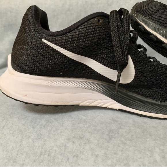 Nike Zoom Elite 10 shoes - Picture 4 of 9